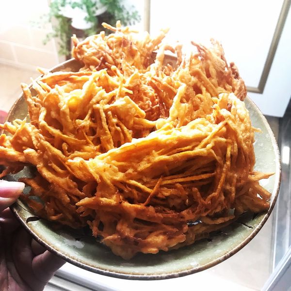 炸地瓜籤 (地瓜絲餅)：陳左君 一起做