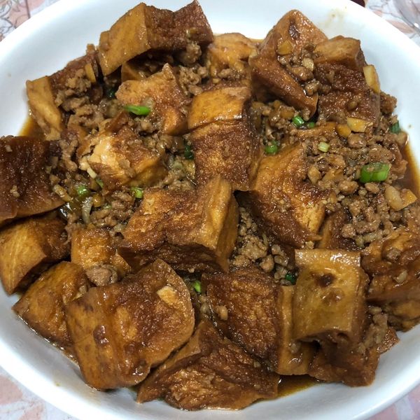 肉末燒油豆腐 : 謝凱蒂一起做