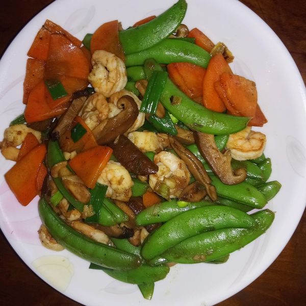 蝦仁炒甜豆---泰山橄欖油 : 高憶婷一起做