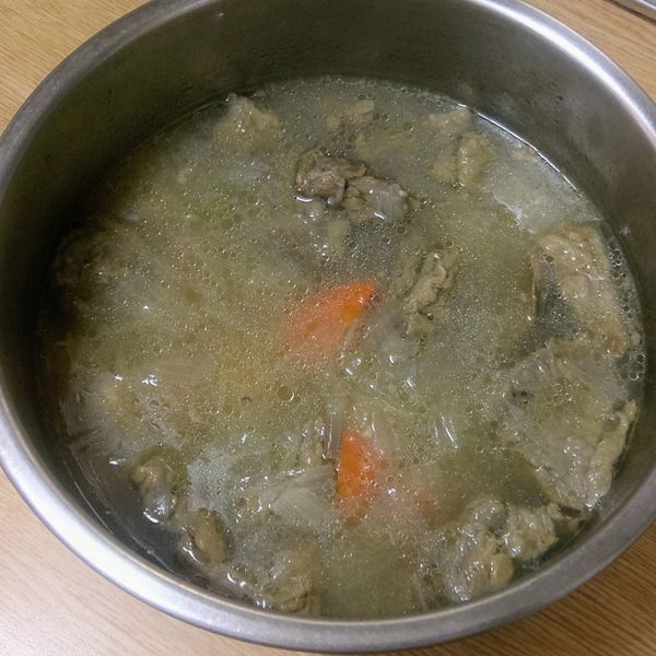 清燉洋蔥牛肉湯 : 汪一起做