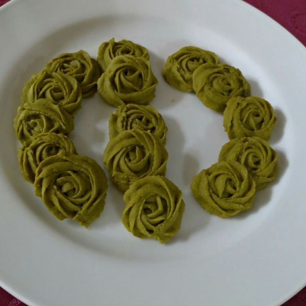 🌸抹茶櫻花擠花餅乾🌸 : mandy一起做