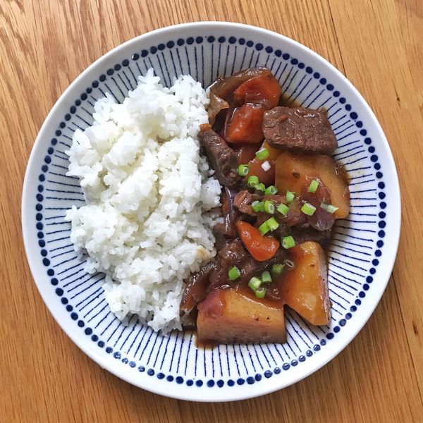 日式紅蘿蔔燉牛肉（超簡單）：Roseanne 一起做