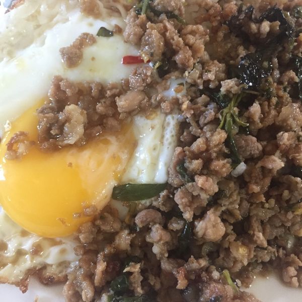 泰式打拋豬～馬上扒完二碗飯！ : 溫碧玉一起做