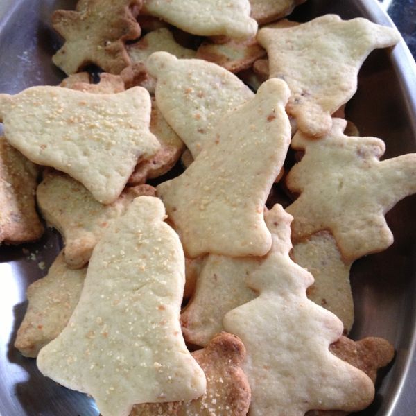 小小眼睛肥媽咪o(≧﹏≦)o愛心起司餅乾：吳宛亭 一起做