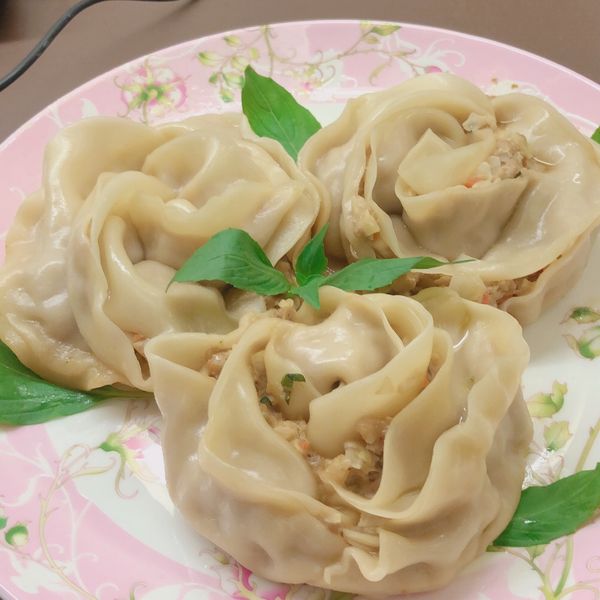 玫瑰煎餃(韭菜豬肉口味):楊邑梵 一起做