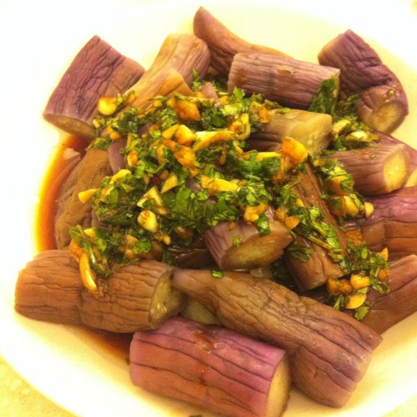 減肥食譜。涼拌塔香茄子 : Giselle Qiu一起做