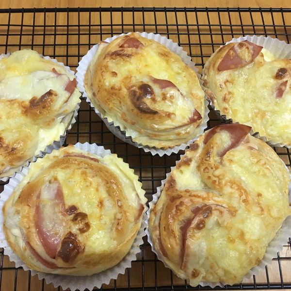 火腿起司麵包 : Zita Ho一起做