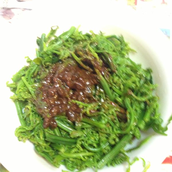 【哇菜影音食譜】月見腐乳拌過貓:芽咩ㄖˋ常菜 一起做