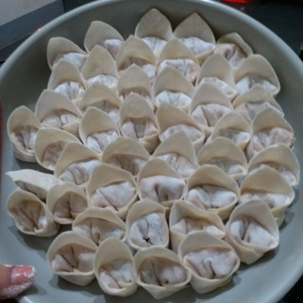 👩‍🍳鮮肉餛飩 : 癸癸一起做