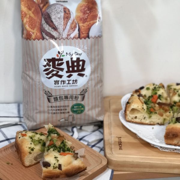 派對佛卡夏【麥典麵包專用麵粉】 : Evonne Lee一起做