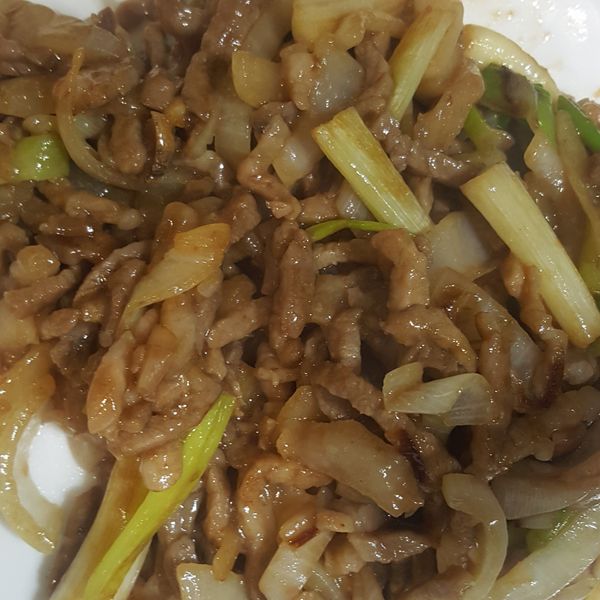 蔥爆豬肉絲：愛烹飪@醫師娘 一起做