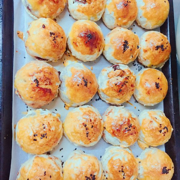 蛋黃酥 : Sho-hua LO一起做