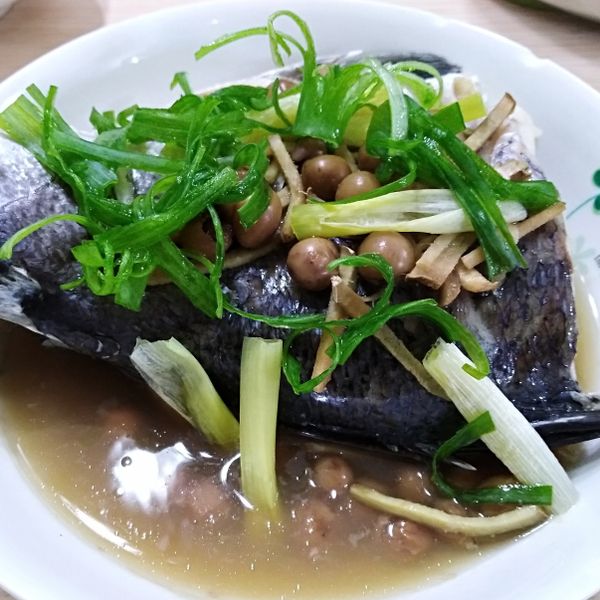 樹子蒸鱸魚:林毓芳 一起做