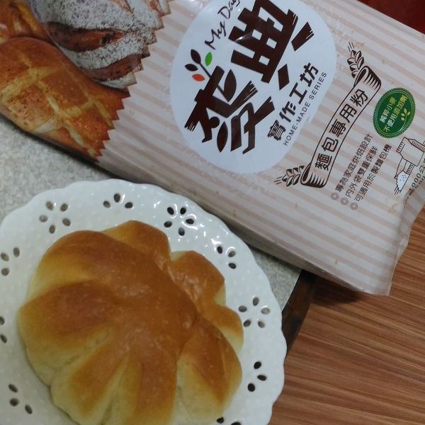 春日限定櫻花麵包【麥典麵包專用粉】：周舒服 一起做