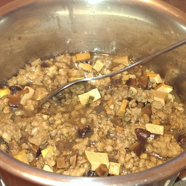 力力隨意煮-炒香菇肉燥：段小涵 一起做