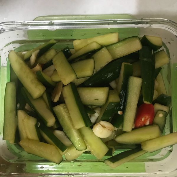 涼拌小黃瓜 : 型男不難一起做