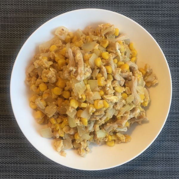 沙茶洋蔥玉米蛋炒肉絲 : Lee Linda一起做