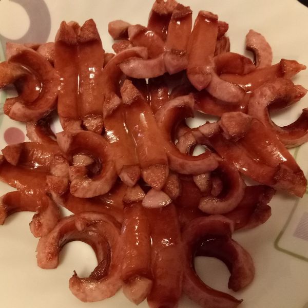 下酒菜:小螃蟹德國香腸 : Min True Huang一起做