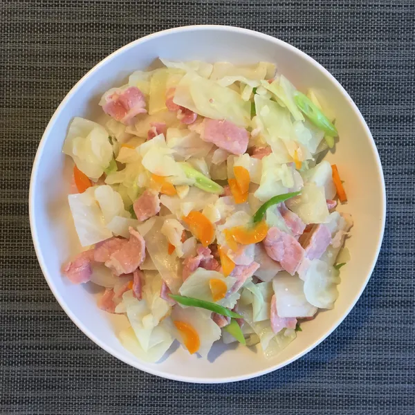 培根清炒高麗菜 : Lee Linda一起做