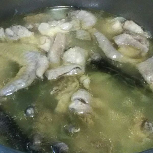 文旦柚子雞湯：Jian-Jhong Chen 一起做