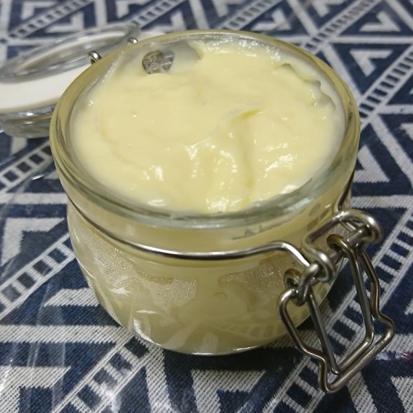 ♥•°濕潤滑順奶油(牛奶)餡°•♥：Rabe Buhuk 一起做