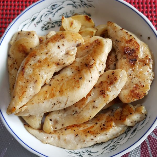 油漬嫩煎雞胸肉 : 雨空一起做