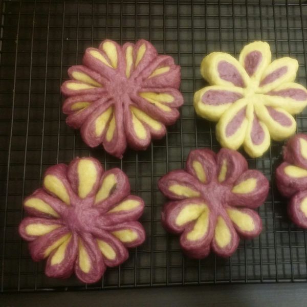 帶著春天氣息的紫花饅頭:胡搞蝦搞 一起做