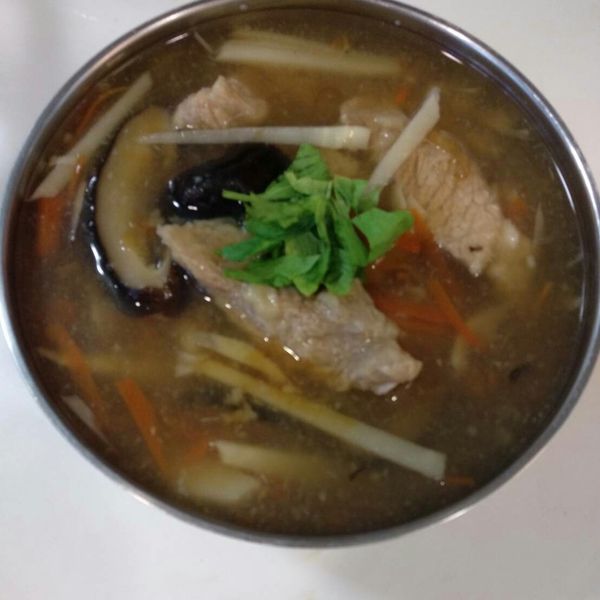 《含笑食堂》肉羹：胡搞蝦搞 一起做