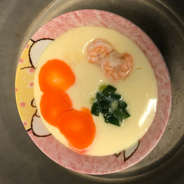 簡單三步驟滑嫩蒸蛋(電鍋、炒菜鍋兩用版) : 懶薏仁一起做