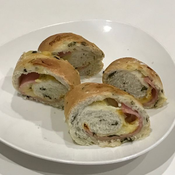 九層塔(羅勒)火腿起司麵包 : Ya Wen一起做