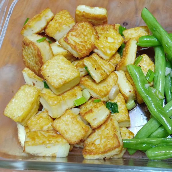 香煎雞蛋豆腐：Chia Tzu Chen 一起做