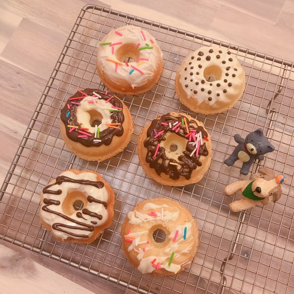 鬆軟綿密甜甜圈 : Rosie Chen一起做