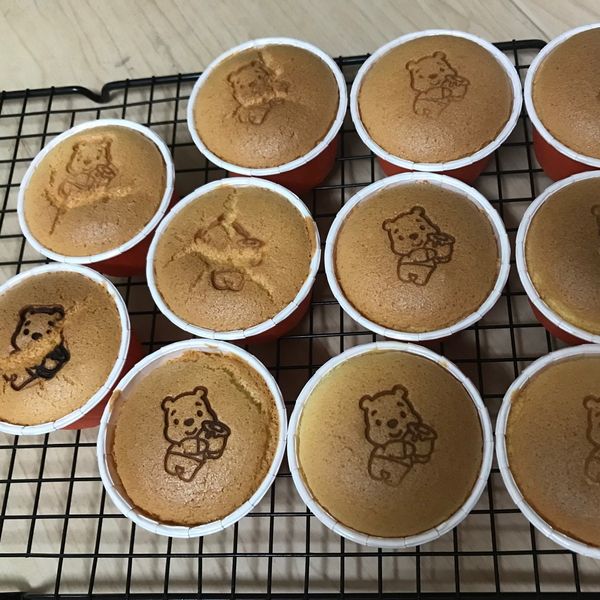 撞牆n次的戚風杯子蛋糕（附失敗案例分析）：Yu-Chen Chen 一起做