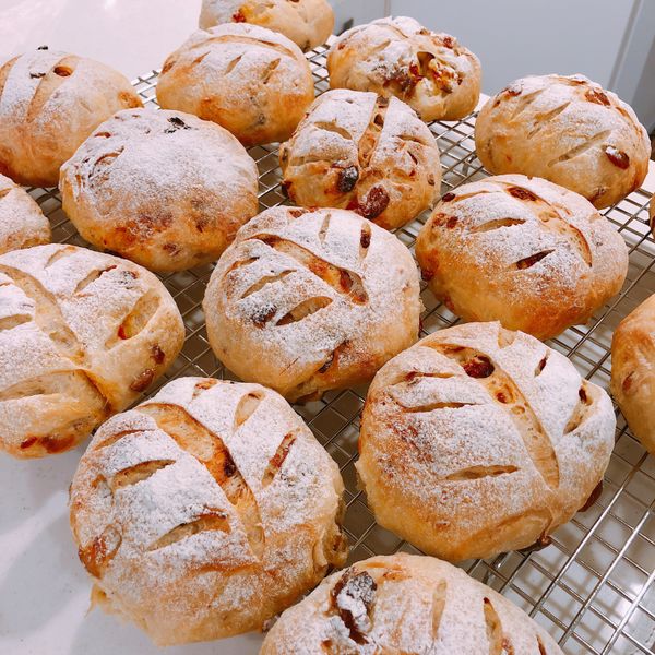 {免揉}養生~桂圓枸杞歐式麵包 : Ruei一起做