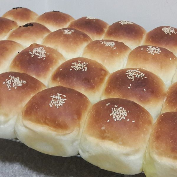 一次烤24顆【優格鹹餡奶油餐包】 : 林慧一起做