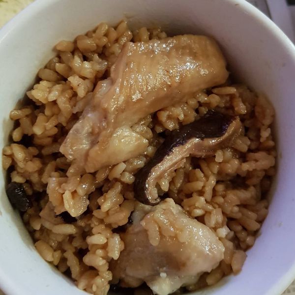 麻油香菇雞飯  【電鍋料理】 : 金曉花一起做