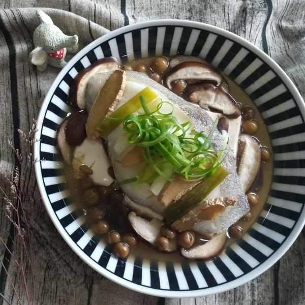 破布子蒸鱈魚❤零廚藝家常菜：ivy 一起做