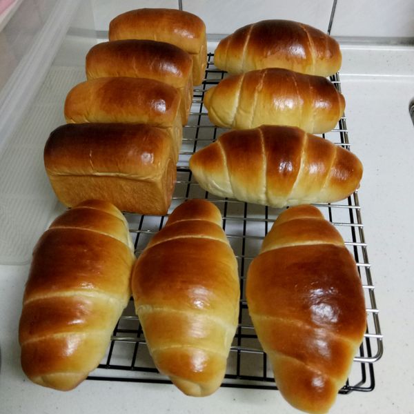 煉乳奶香麵包：江佳軒 一起做