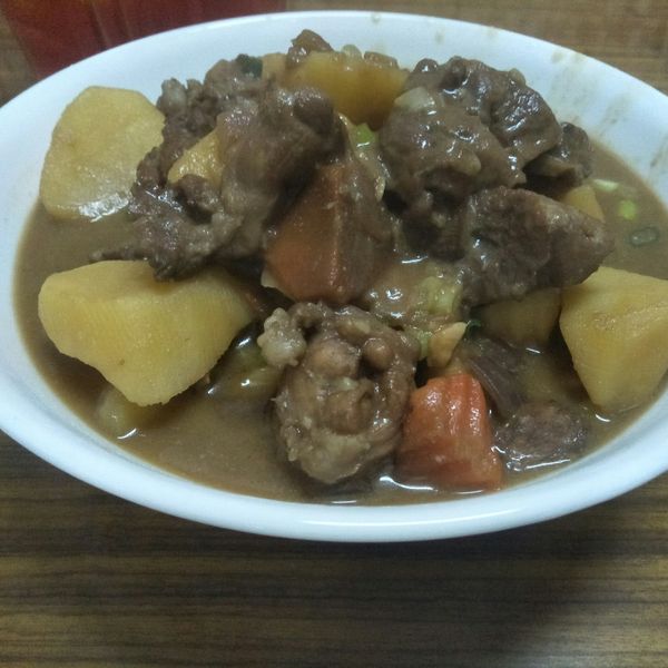 可媽廚房 附影片 醬汁濃郁的馬鈴薯燉肉 : emma一起做