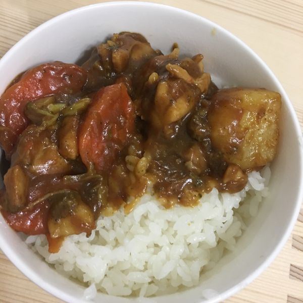 會哭的去皮雞肉佛蒙特咖哩飯(甜味1級)：琬婷 一起做