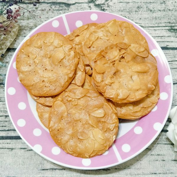 杏仁瓦片_烘焙入門 零失敗 : 珈羅一起做