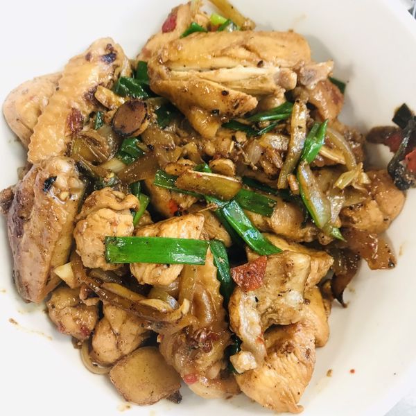 乾鍋雞 : 內心戲女子一起做