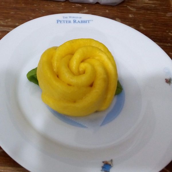 金黃南瓜玫瑰花饅頭：呂秀芳 一起做