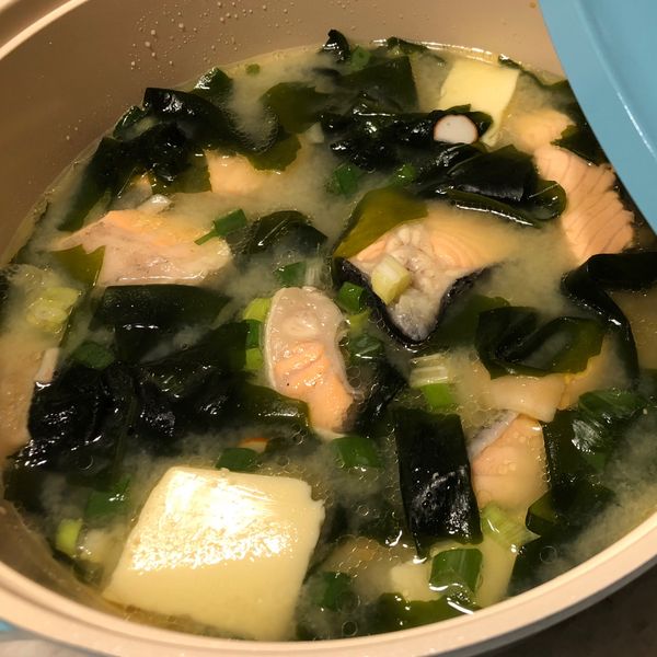 🐟鮭魚豆腐味噌湯：Emary 一起做