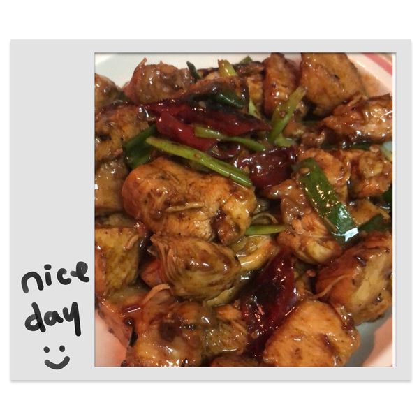 麻辣宮保雞丁 : 張小🦐一起做