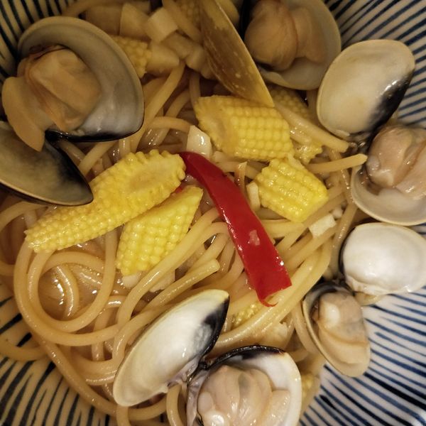 蒜香蛤蠣義大利麵 : 吳佳穎一起做