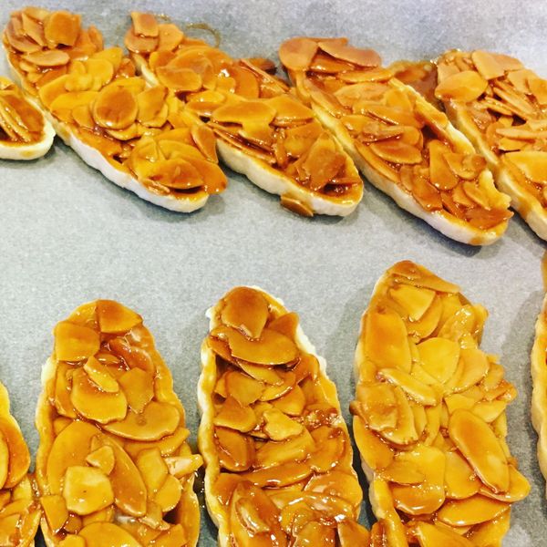 法式杏仁餅（船型糯米殼）：陳怡蓉 一起做