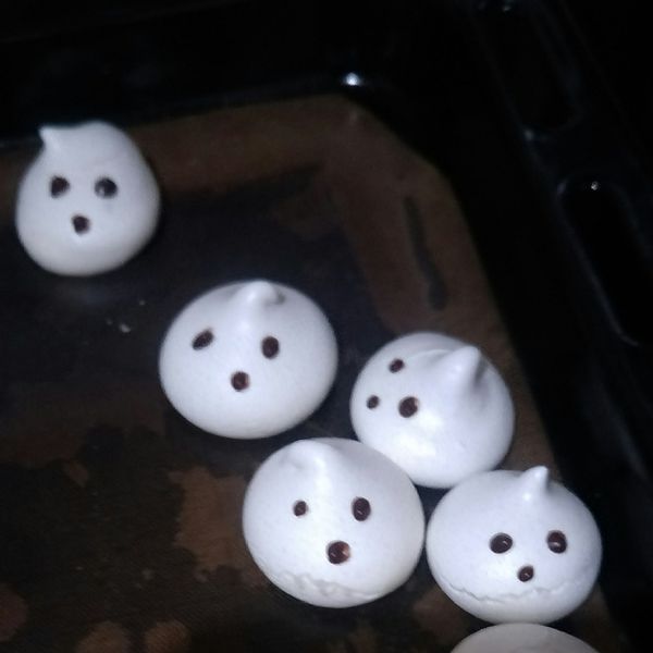 【萬聖節🎃】可愛白幽靈 - 蛋白糖霜 : kitty娃娃一起做