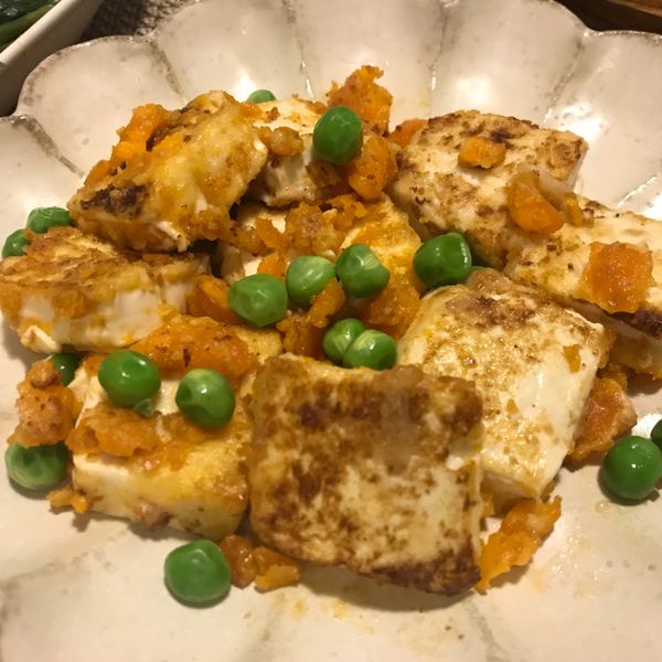 金沙豆腐~鹹香好下飯 : Sharon YW Chen一起做