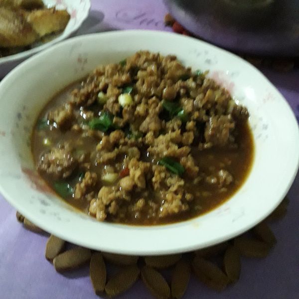 簡易蔥燒肉燥：洪子涵 一起做